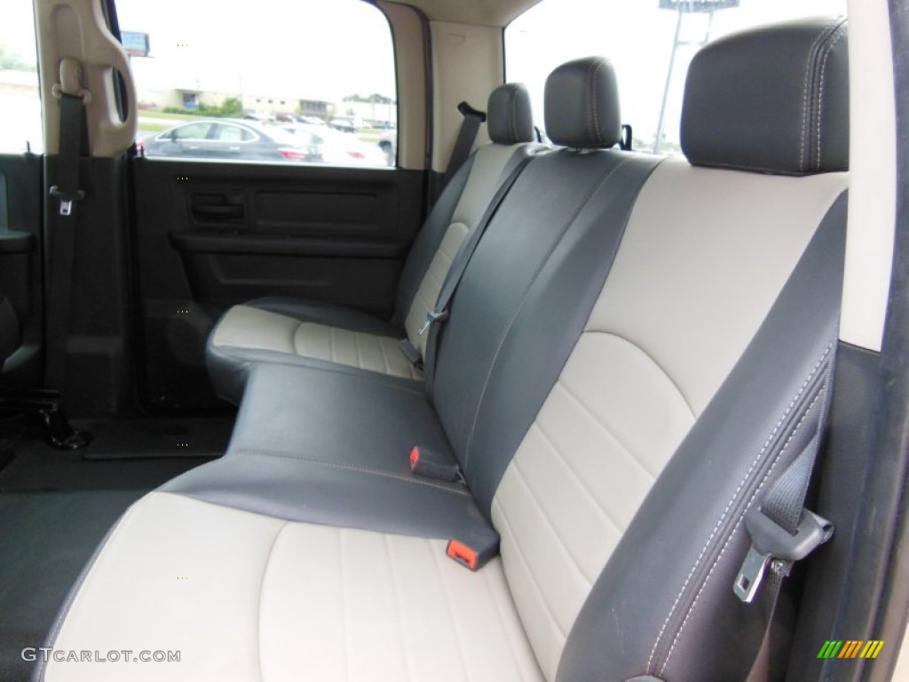 2010 Ram 2500 ST Crew Cab 4x4 - Austin Tan Pearl / Dark Slate/Medium Graystone photo #10