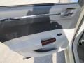 Linen Gold Metallic - 300 C HEMI Photo No. 20