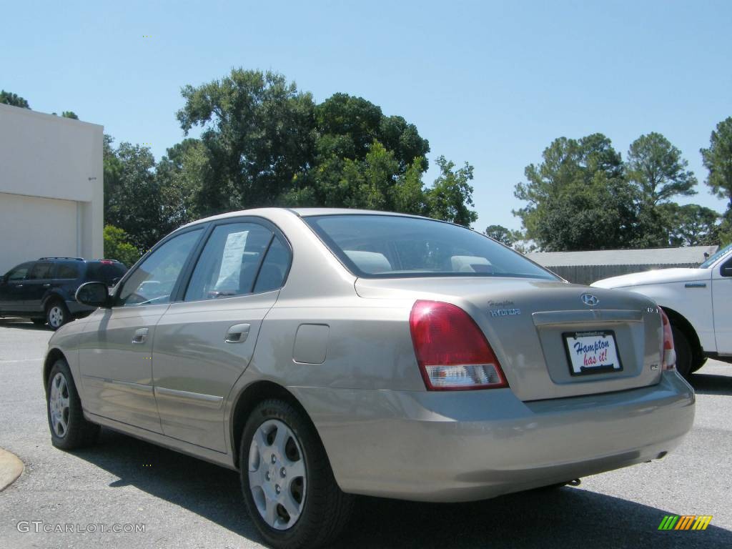 2002 Elantra GLS Sedan - Champagne Beige / Beige photo #10