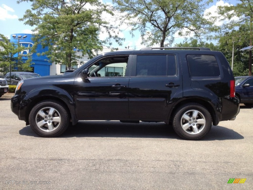 Crystal Black Pearl Honda Pilot