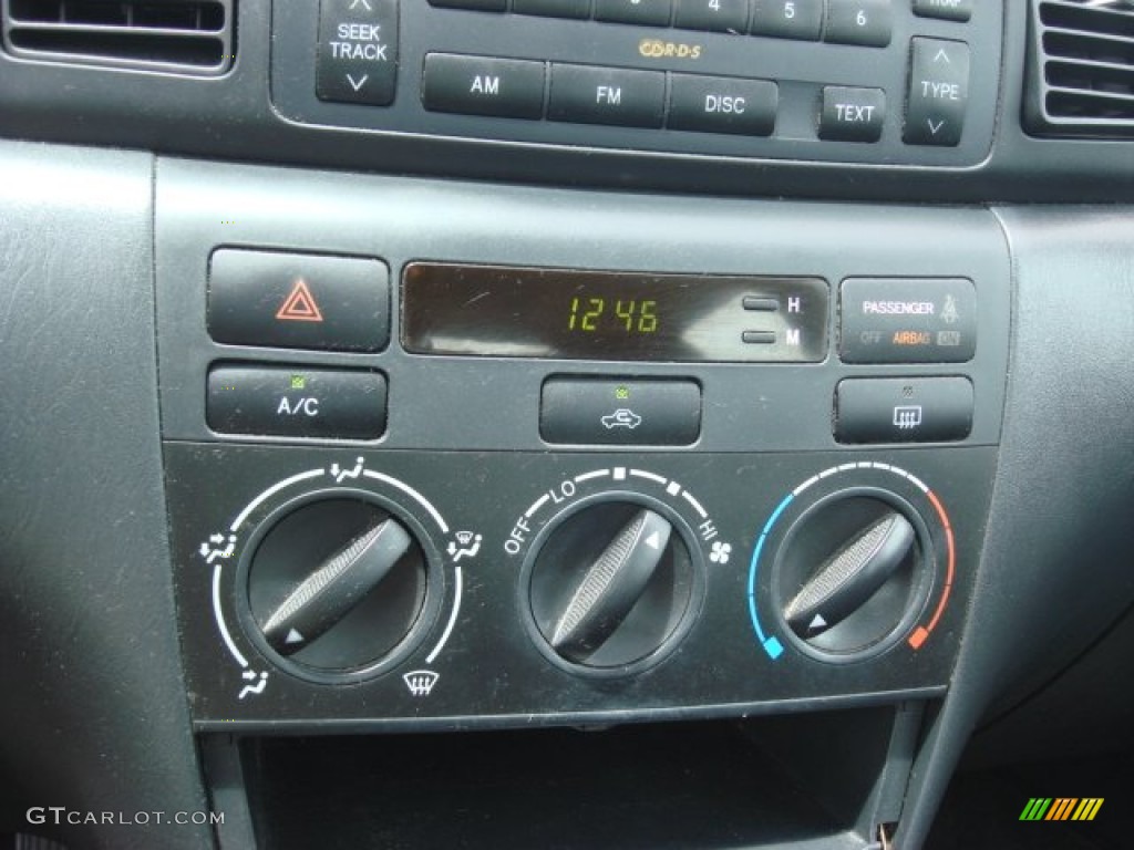 2005 Toyota Corolla XRS Controls Photos