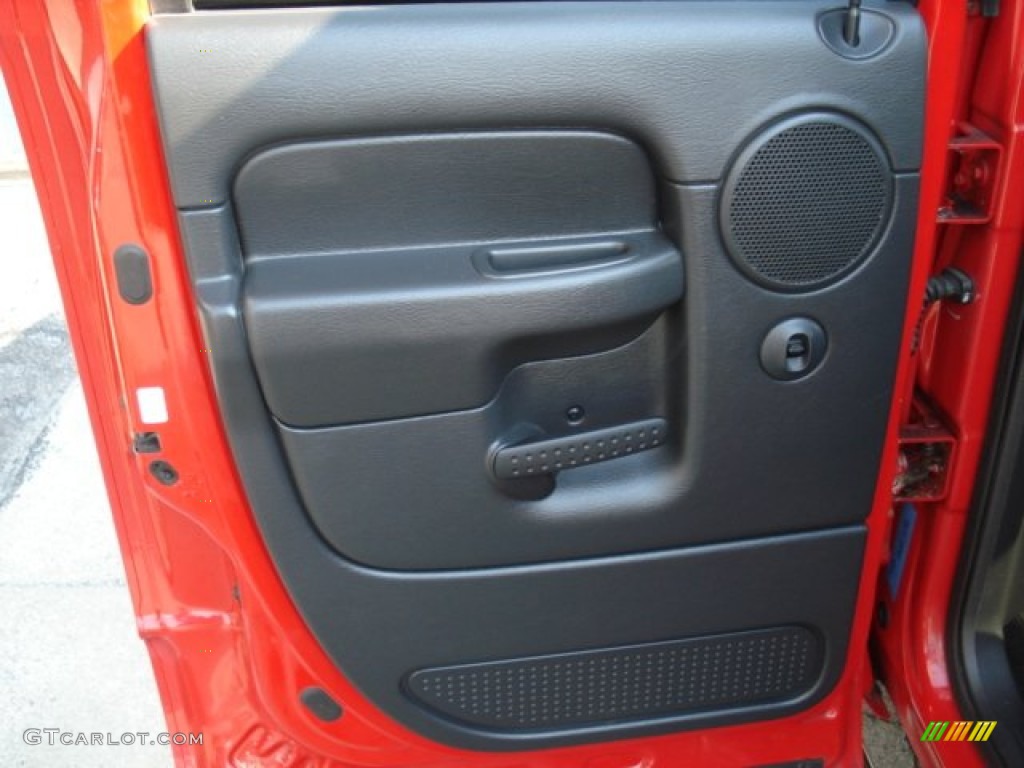2004 Ram 1500 SLT Quad Cab 4x4 - Flame Red / Dark Slate Gray photo #19