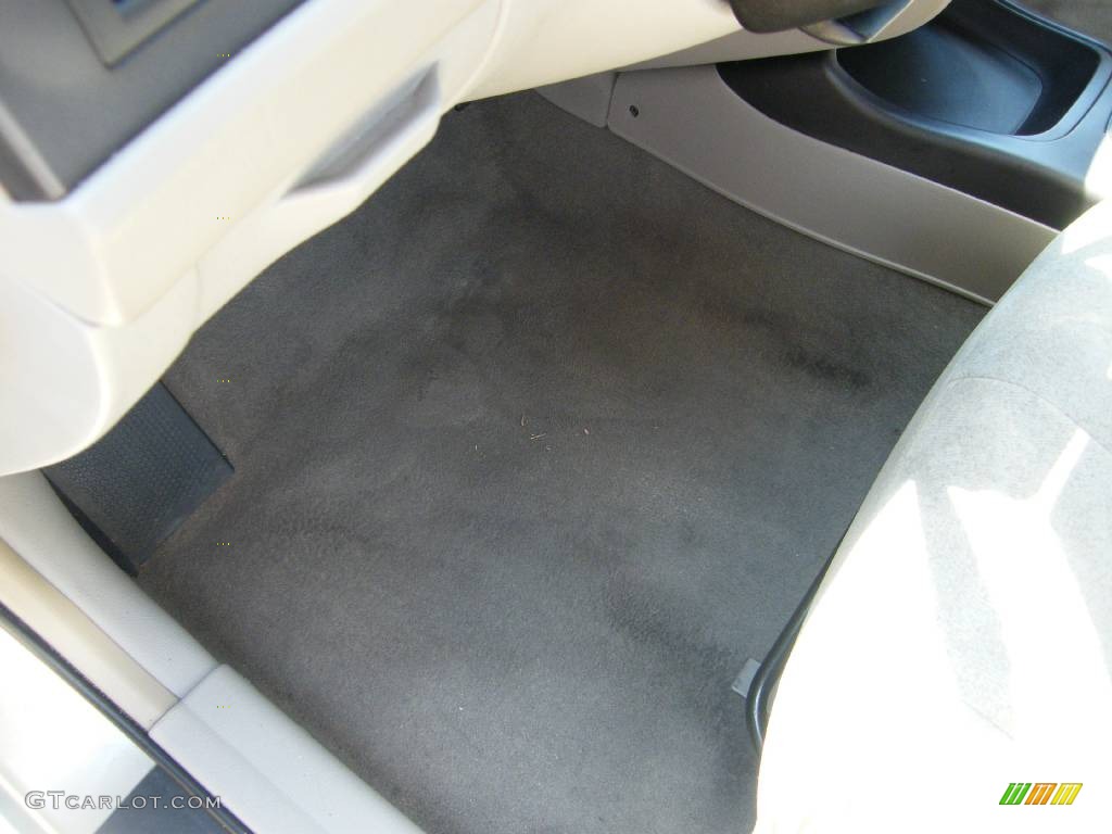 2002 Elantra GLS Sedan - Champagne Beige / Beige photo #17