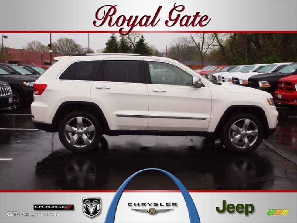 Stone White Jeep Grand Cherokee