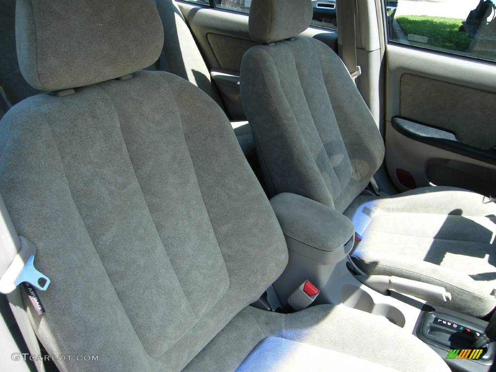 2002 Elantra GLS Sedan - Champagne Beige / Beige photo #25