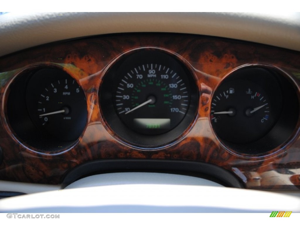 2002 XJ XJ8 - Carnival Red Metallic / Cashmere photo #22