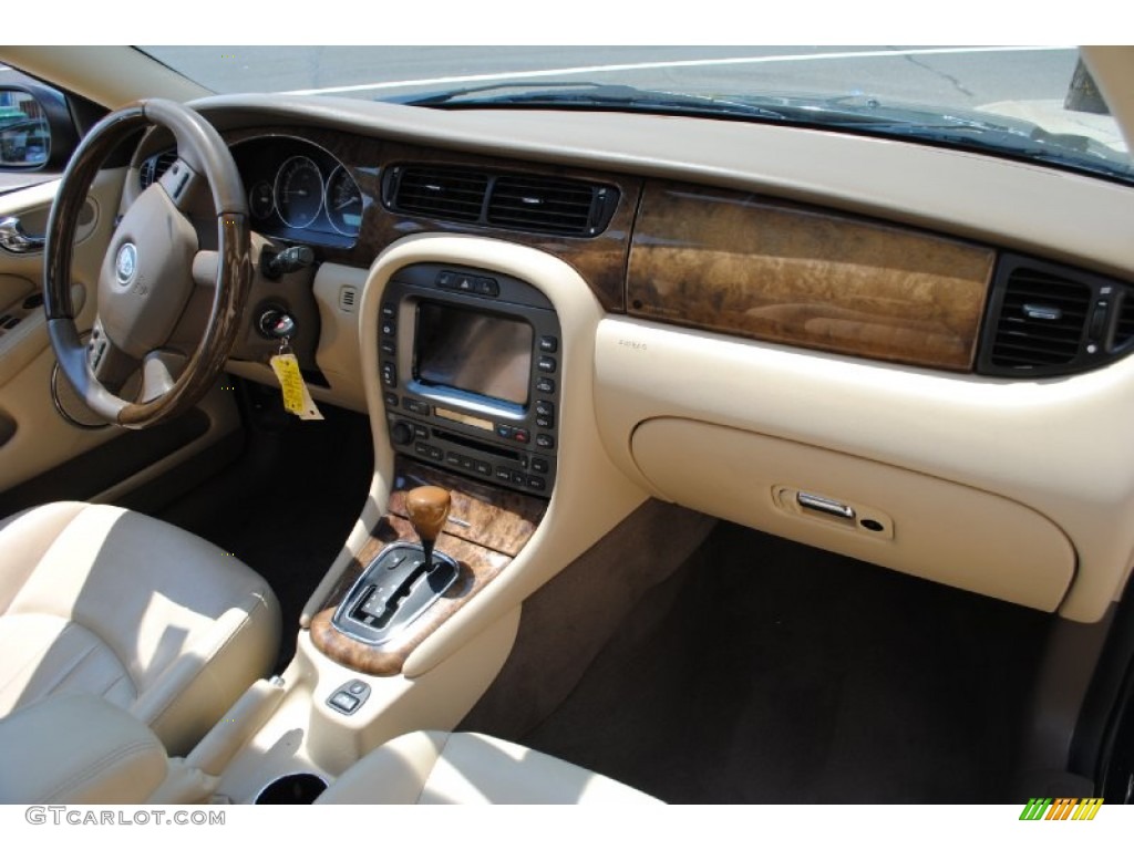 2005 Jaguar X-Type 3.0 Sport Wagon Champagne Dashboard Photo #67927982
