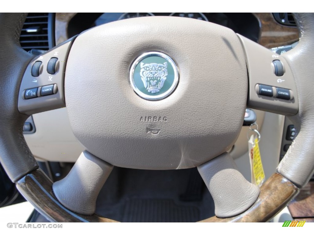 2005 Jaguar X-Type 3.0 Sport Wagon Steering Wheel Photos