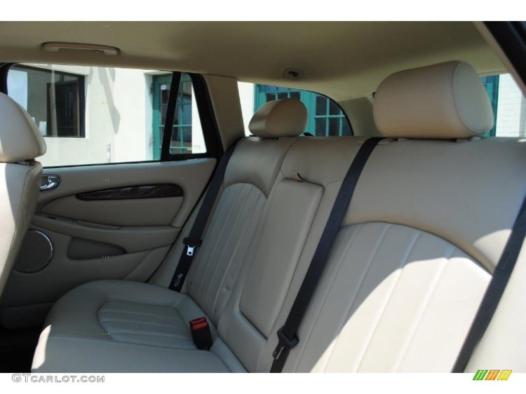 2005 Jaguar X-Type 3.0 Sport Wagon Rear Seat Photos