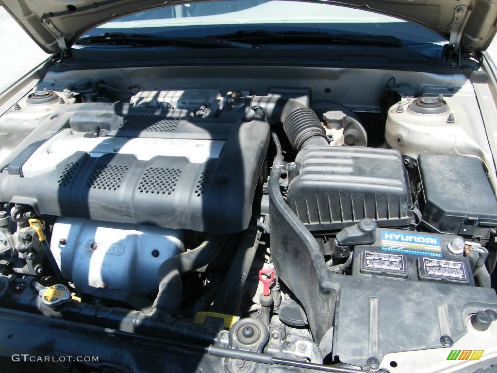 2002 Elantra GLS Sedan - Champagne Beige / Beige photo #27