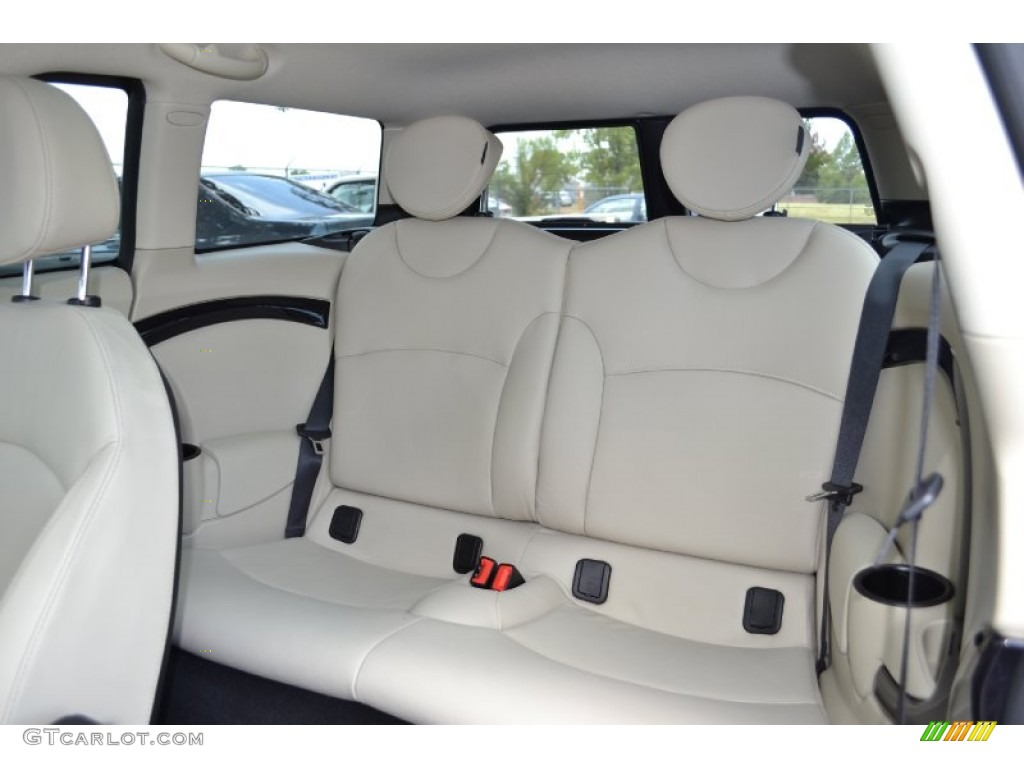 2011 Mini Cooper S Clubman Rear Seat Photos