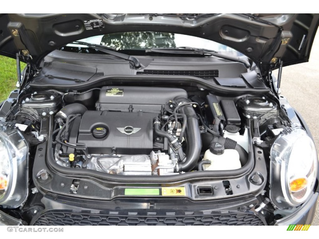 2011 Mini Cooper S Clubman Engine Photos