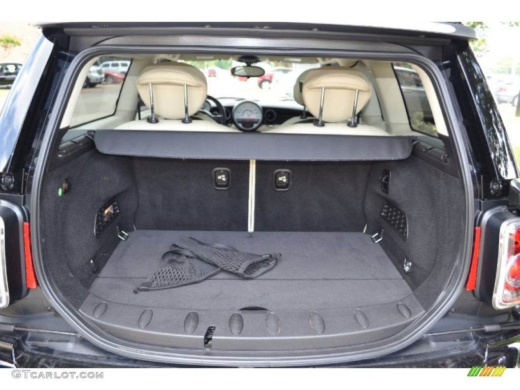 2011 Mini Cooper S Clubman Trunk Photo #67929917