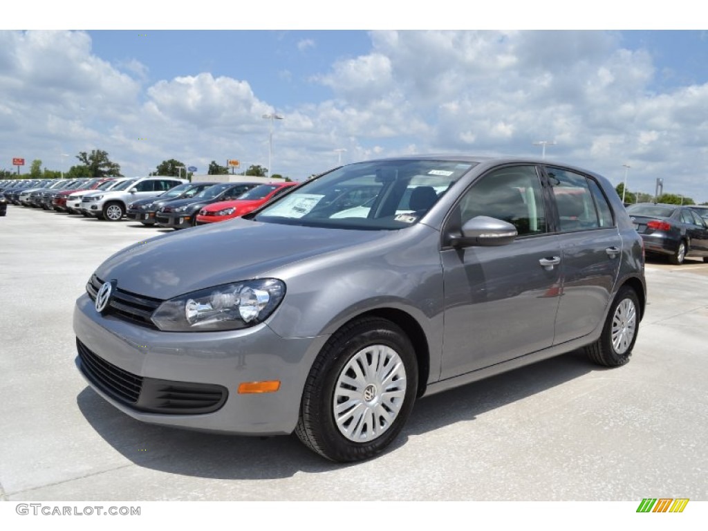 United Gray Metallic 2013 Volkswagen Golf 4 Door Exterior Photo #67930340