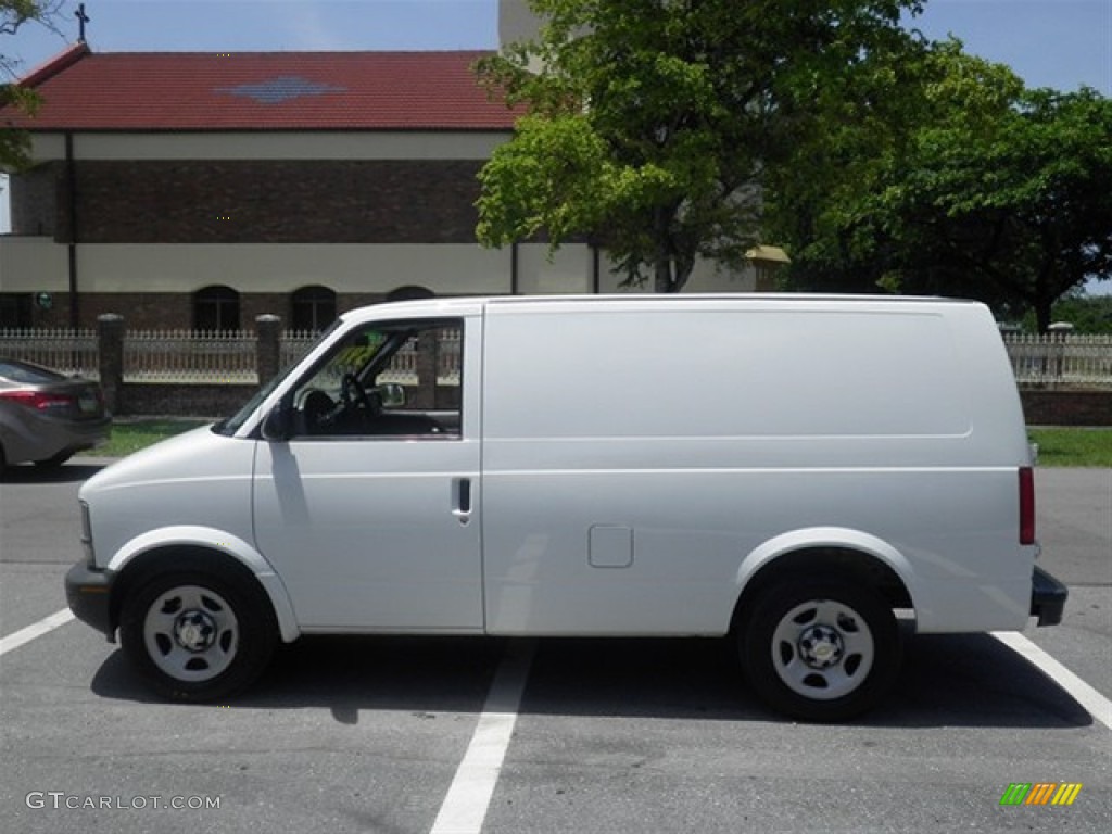 2005 Astro Cargo Van - Summit White / Medium Gray photo #6