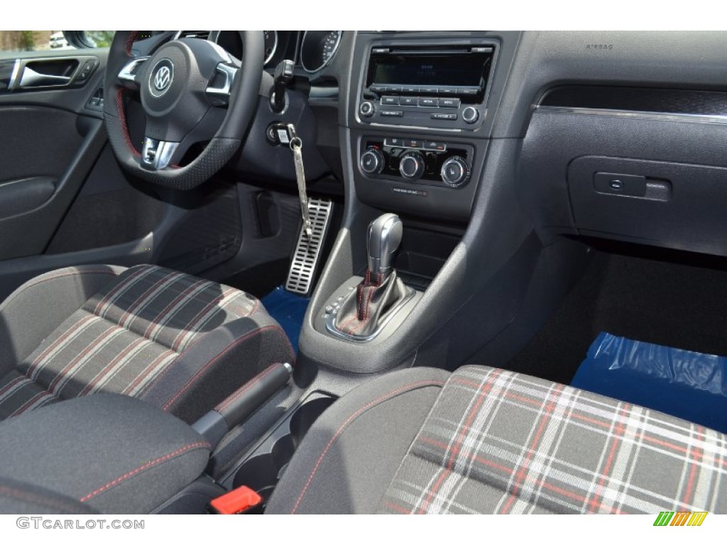 Interlagos Plaid Cloth Interior 2013 Volkswagen GTI 4 Door Photo #67930550