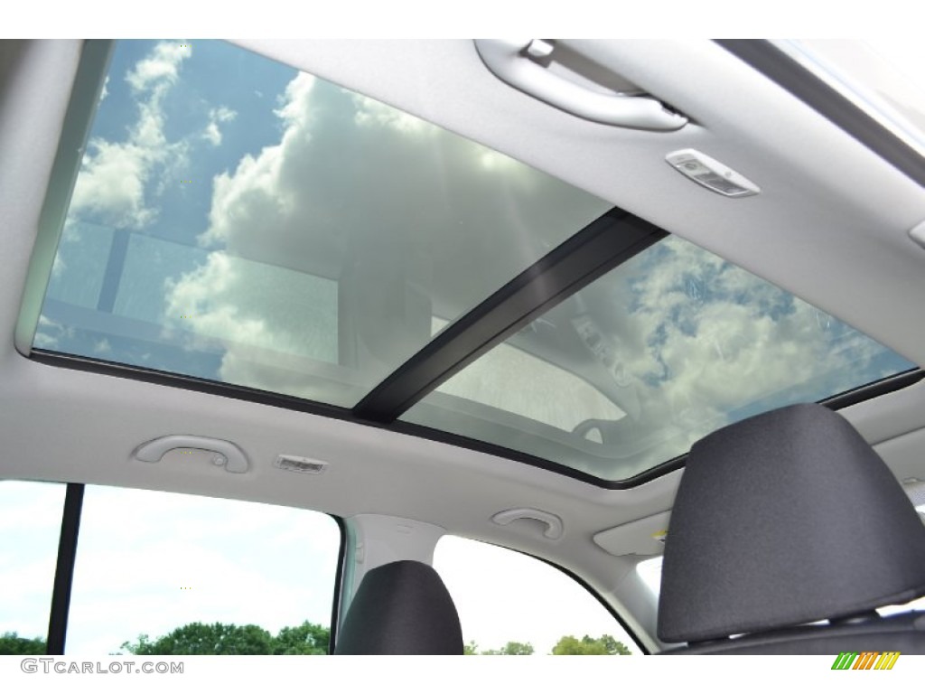 2013 Volkswagen Tiguan S Sunroof Photo #67930715