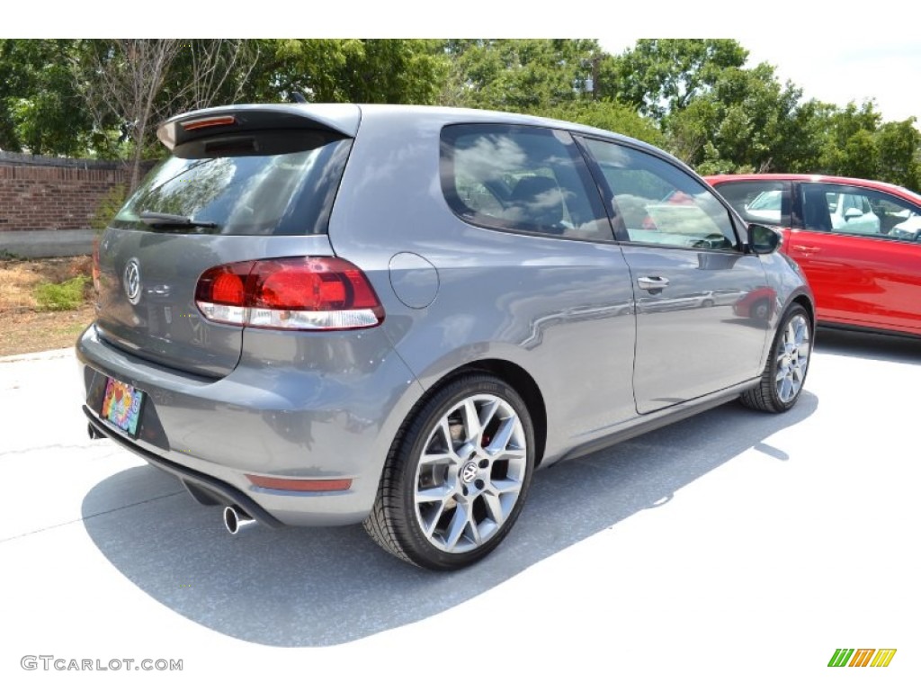 2013 GTI 2 Door - United Gray Metallic / Interlagos Plaid Cloth photo #2