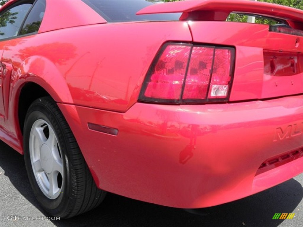 2002 Mustang V6 Coupe - Torch Red / Dark Charcoal photo #12