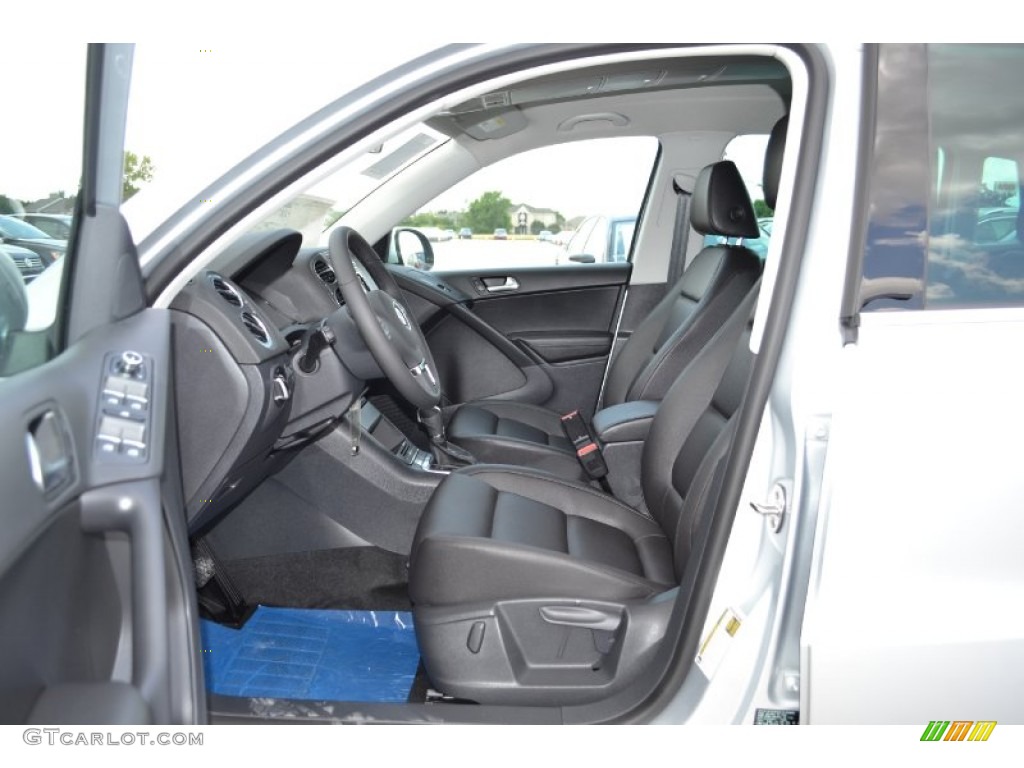 Black Interior 2013 Volkswagen Tiguan SE 4Motion Photo #67930967
