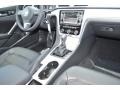 Black - Passat 2.5L SE Photo No. 6