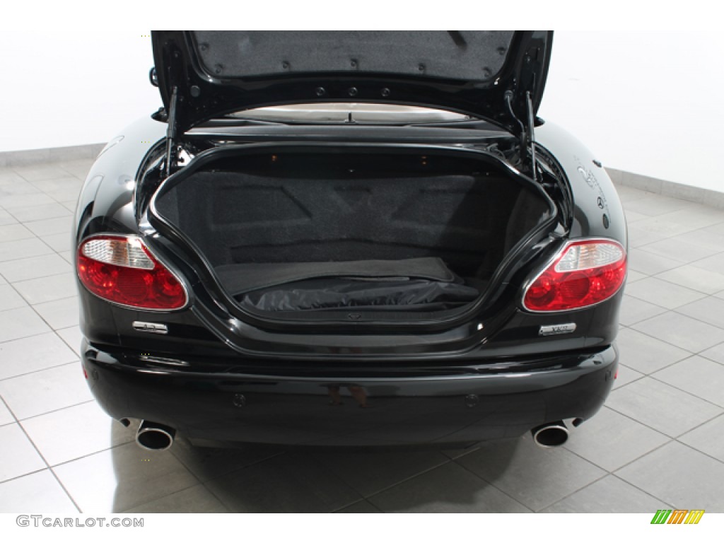 2006 Jaguar XK XK8 Convertible Trunk Photo #67935308