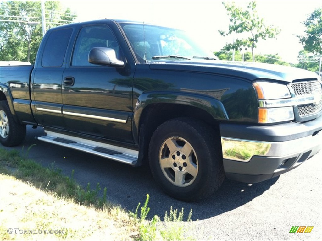 2005 Silverado 1500 Extended Cab 4x4 - Dark Green Metallic / Dark Charcoal photo #4