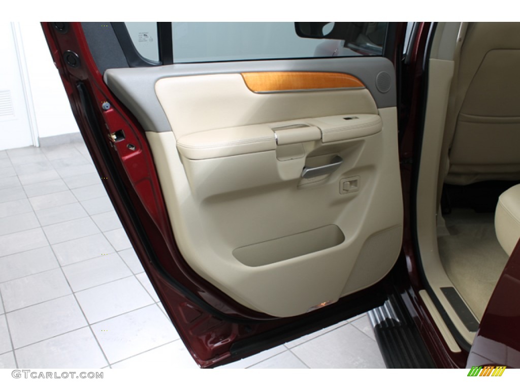 2010 Infiniti QX 56 4WD Wheat Door Panel Photo #67936055