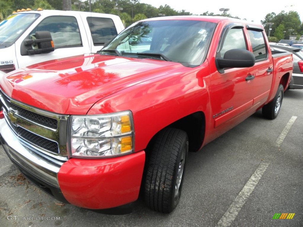 2008 Silverado 1500 LT Crew Cab - Victory Red / Ebony photo #2