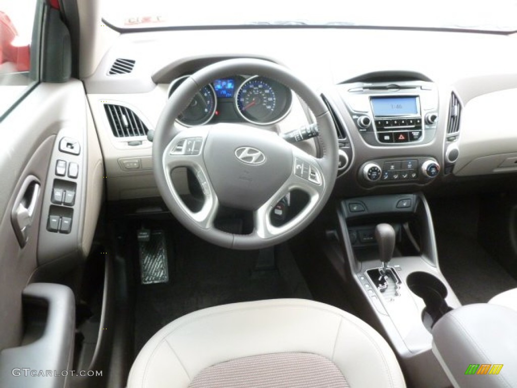 2013 Hyundai Tucson GLS Taupe Dashboard Photo #67939492