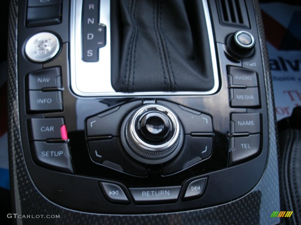 2010 Audi S5 4.2 FSI quattro Coupe Controls Photo #67940116