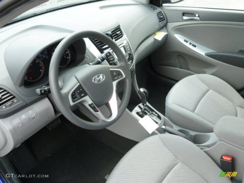 Gray Interior 2013 Hyundai Accent GLS 4 Door Photo #67940822