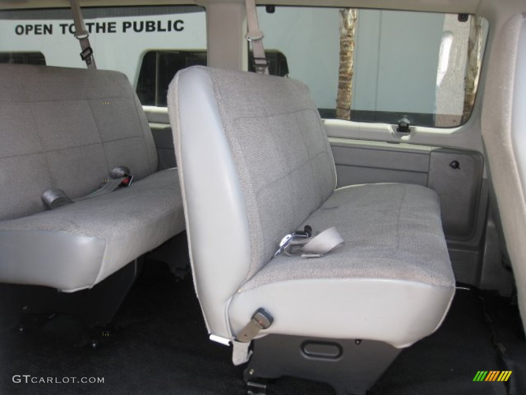 2003 E Series Van E350 Super Duty XL Extended Passenger - Oxford White / Medium Flint photo #7