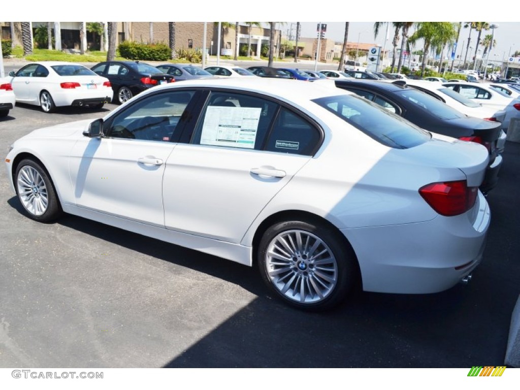 2012 3 Series 328i Sedan - Mineral White Metallic / Black photo #4