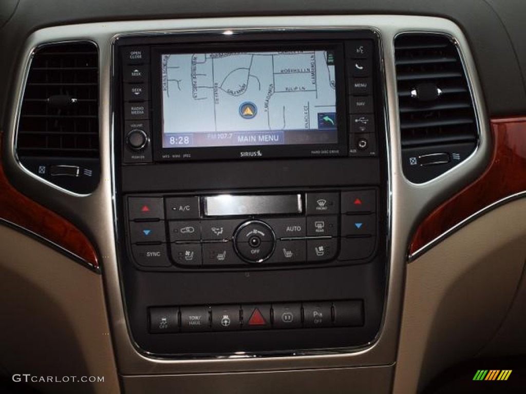 2012 Grand Cherokee Overland 4x4 - Stone White / Black/Light Frost Beige photo #6