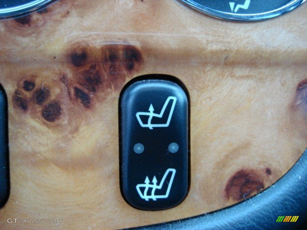 2001 Mercedes-Benz ML 320 4Matic Controls Photo #67943012