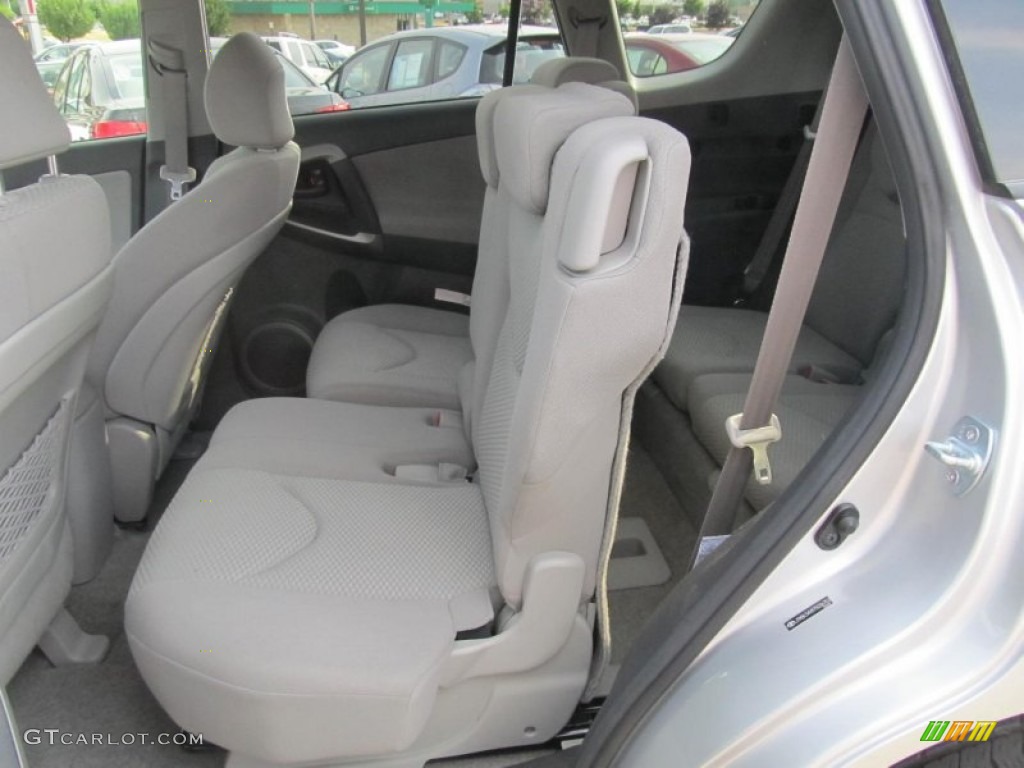 2007 Toyota RAV4 Limited 4WD Rear Seat Photos