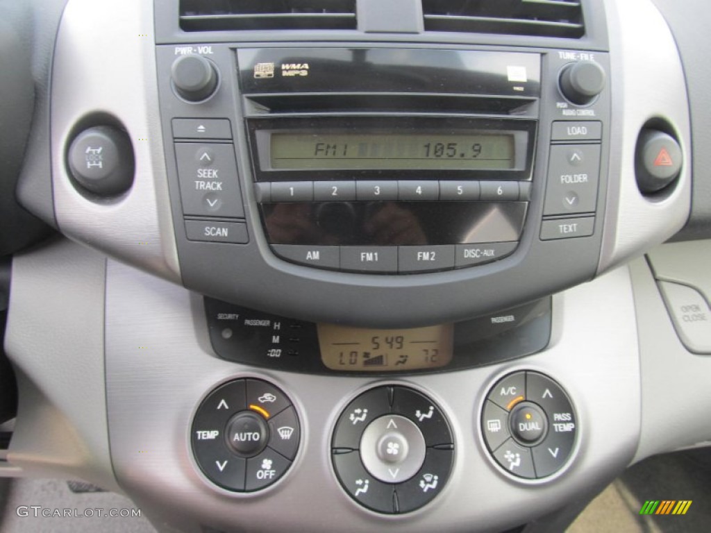 2007 Toyota RAV4 Limited 4WD Controls Photo #67943810