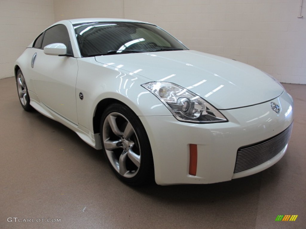 2006 350Z Touring Coupe - Pikes Peak White Pearl / Charcoal Leather photo #1