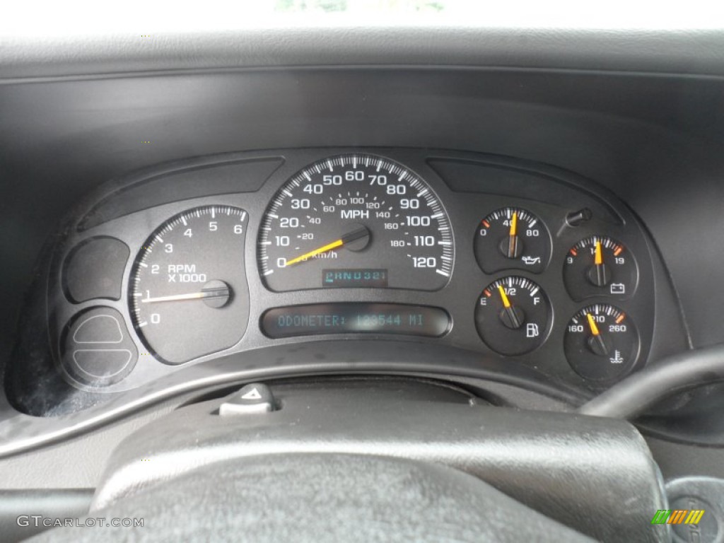 2004 GMC Sierra 1500 Regular Cab Gauges Photo #67946812