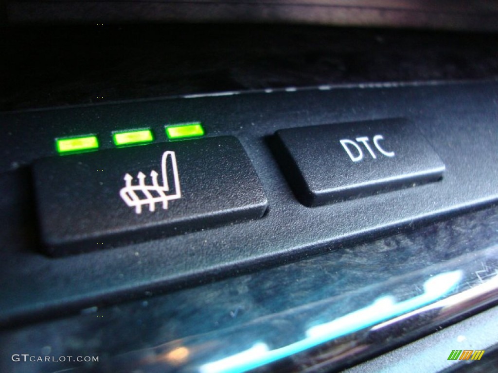 2005 BMW 6 Series 645i Convertible Controls Photo #67947716