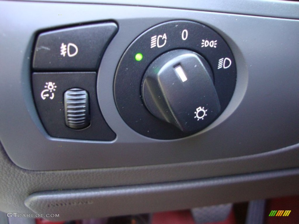 2005 BMW 6 Series 645i Convertible Controls Photo #67947767