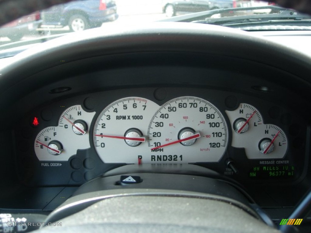 2004 Mercury Mountaineer V8 AWD Gauges Photo #67948490