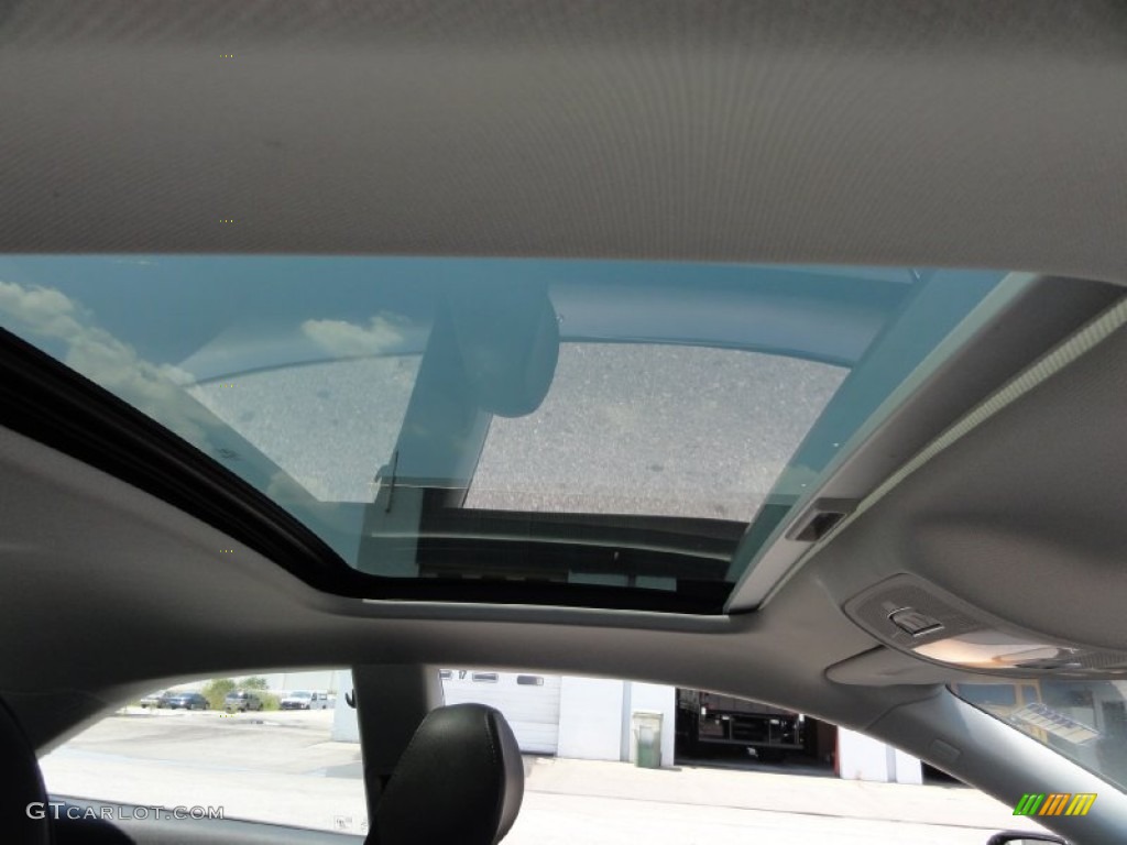 2010 Audi A5 2.0T quattro Coupe Sunroof Photo #67951976