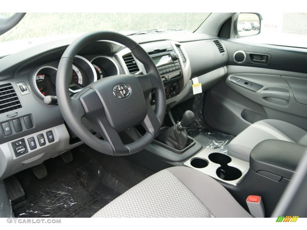 2012 Tacoma V6 SR5 Access Cab 4x4 - Super White / Graphite photo #6