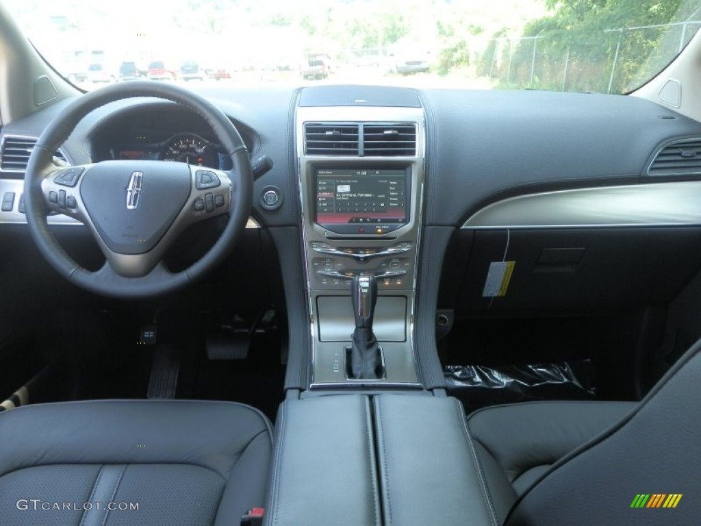 2013 Lincoln MKX AWD Charcoal Black Dashboard Photo #67954931