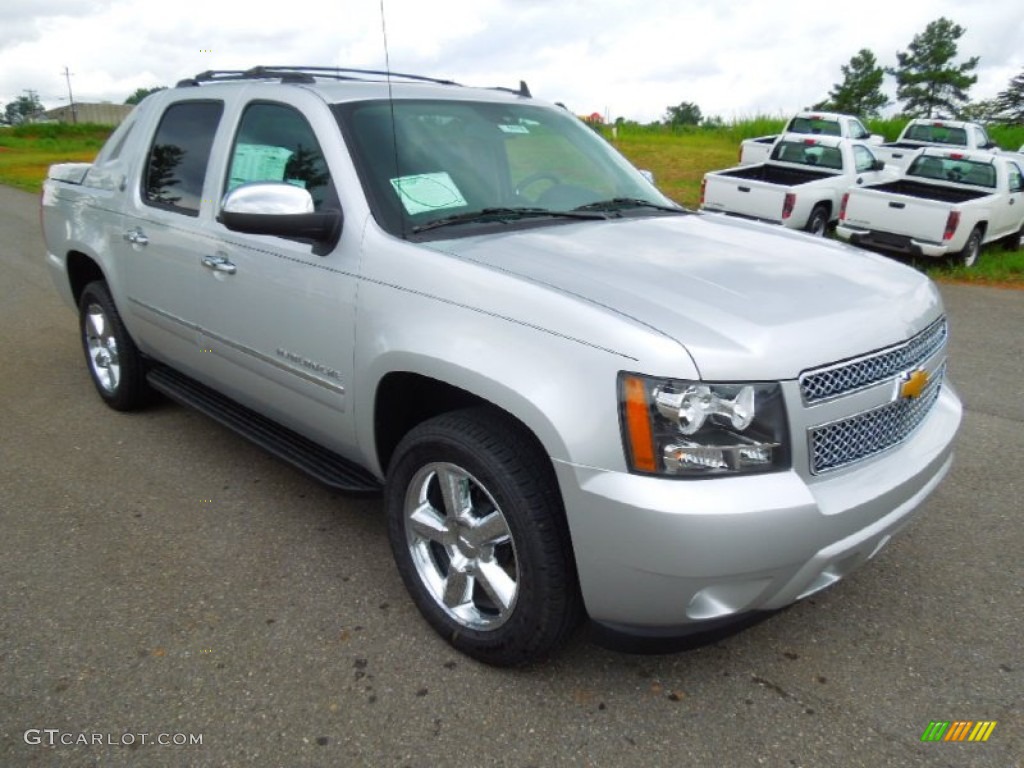 Silver Ice Metallic 2013 Chevrolet Avalanche LTZ 4x4 Black Diamond Edition Exterior Photo #67957961