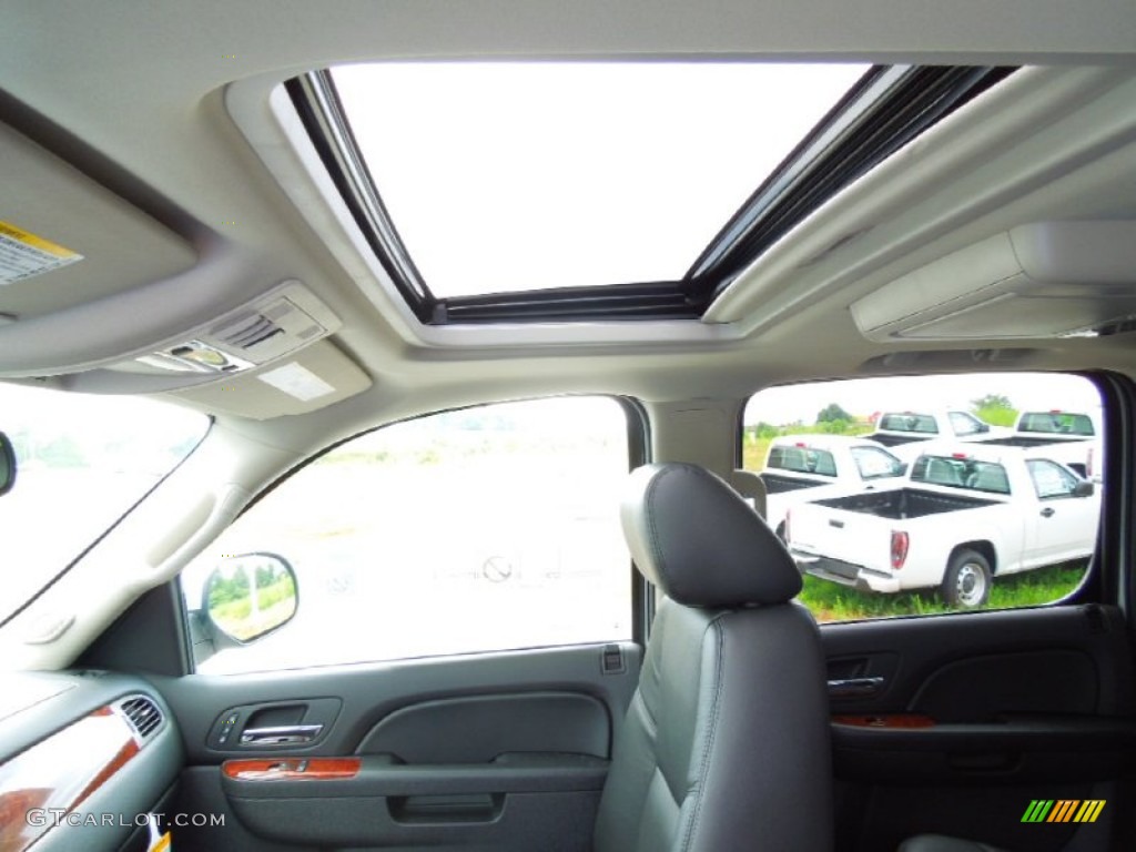 2013 Chevrolet Suburban LTZ 4x4 Sunroof Photo #67958258
