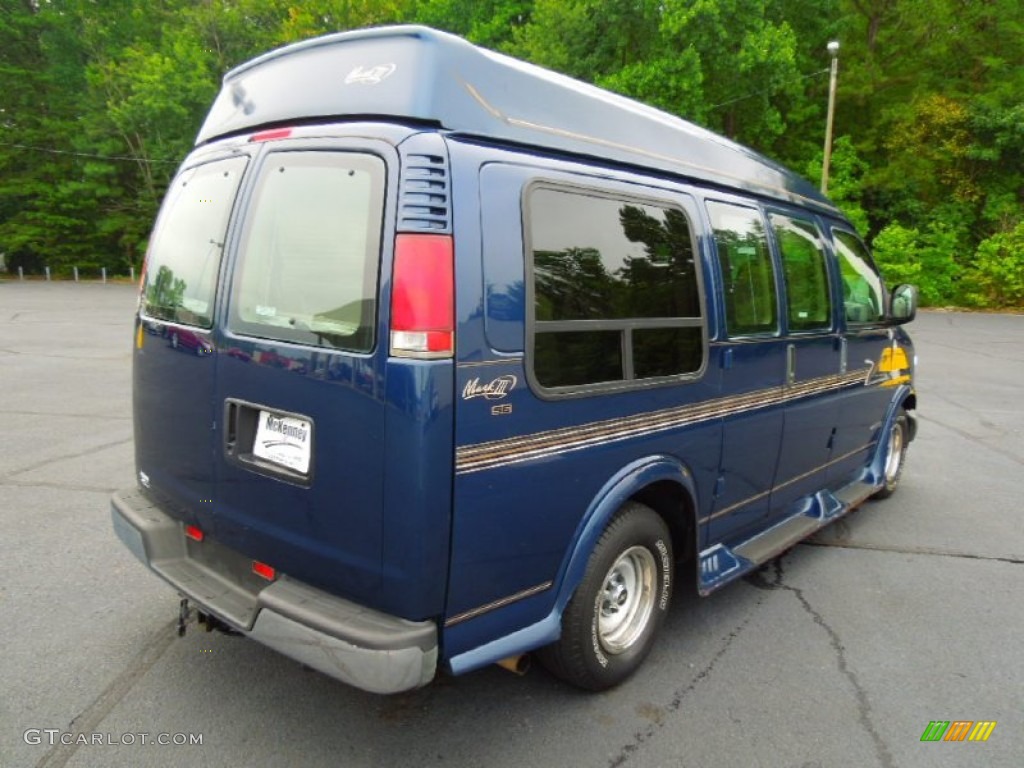 2000 Express G1500 Passenger Conversion Van - Indigo Blue Metallic / Neutral photo #5