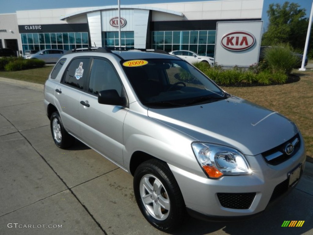 2009 Sportage LX V6 4x4 - Bright Silver / Black photo #1